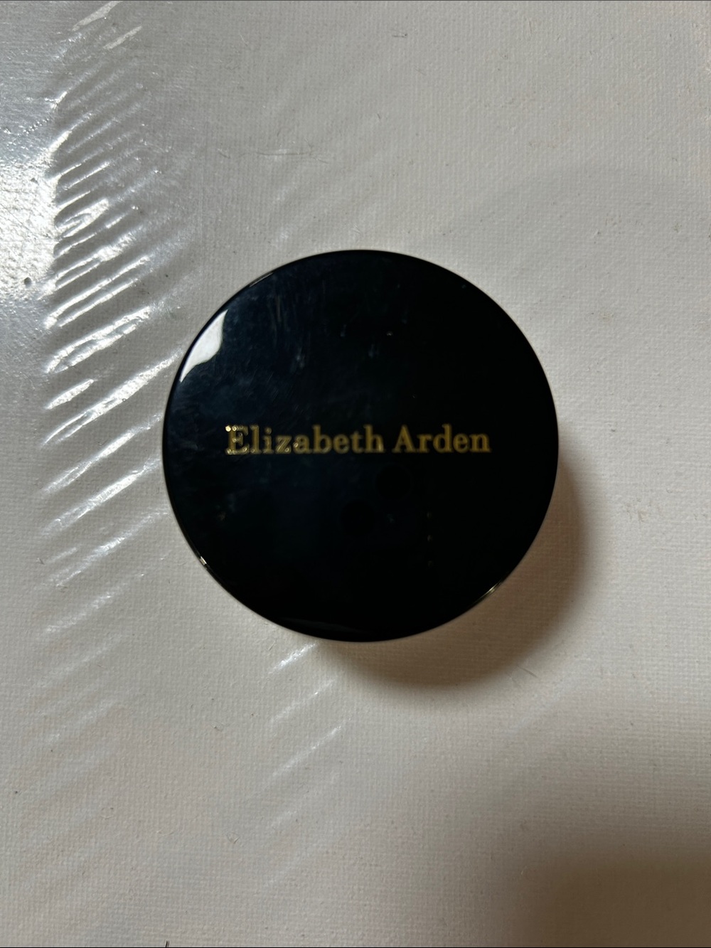 NWT Elizabeth Arden Gold Makeup Palette with Red Gloss & Red Croc Bag - Picture 13 of 15